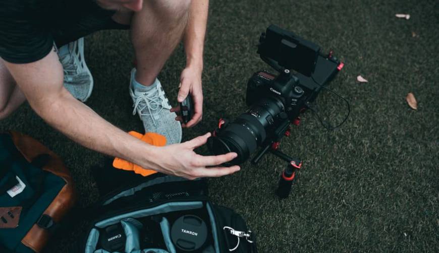 色彩心理学×动态美学，青岛产品视频拍摄公司唤醒感官冲击力