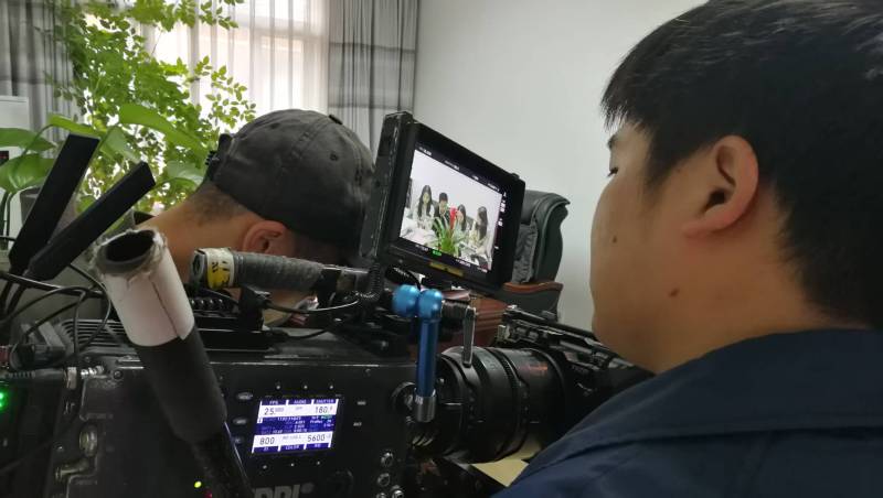 用镜头讲好产品故事！青岛产品视频拍摄公司让冰冷商品拥有温度与灵魂